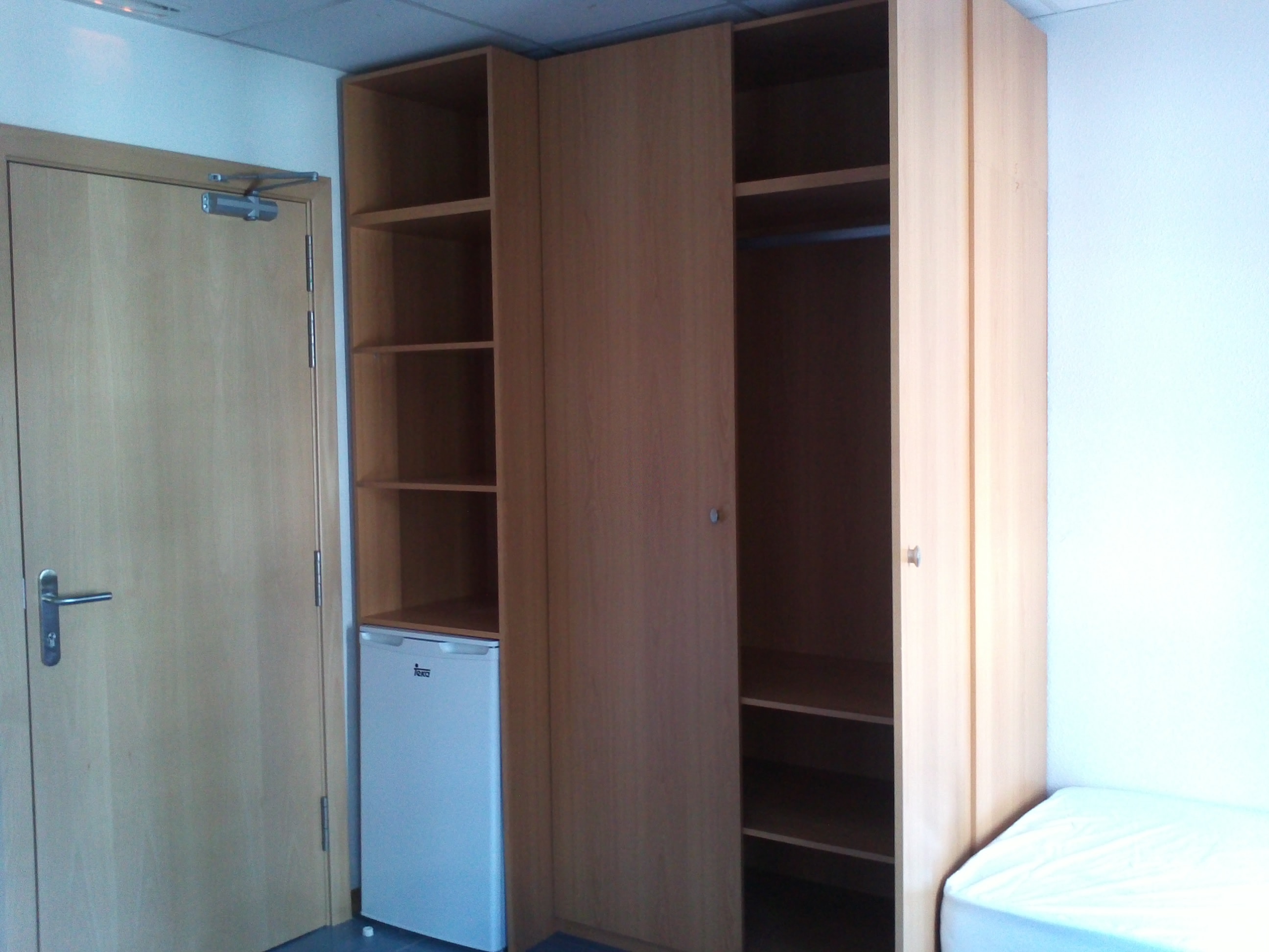 standard single rooms